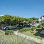 In With Private Pool & Near Villa